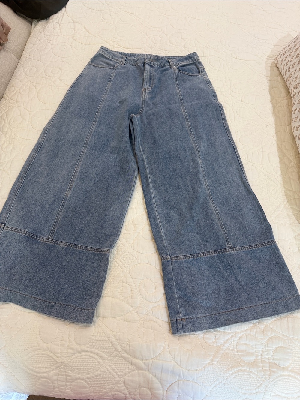 High-Rise Wide-Leg Cropped Jeans - Blue